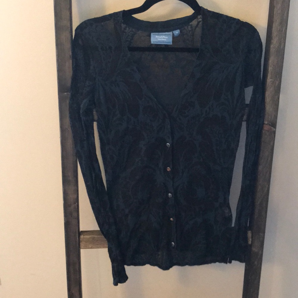 Last Chance Before Donating: Simply Vera Cardigan